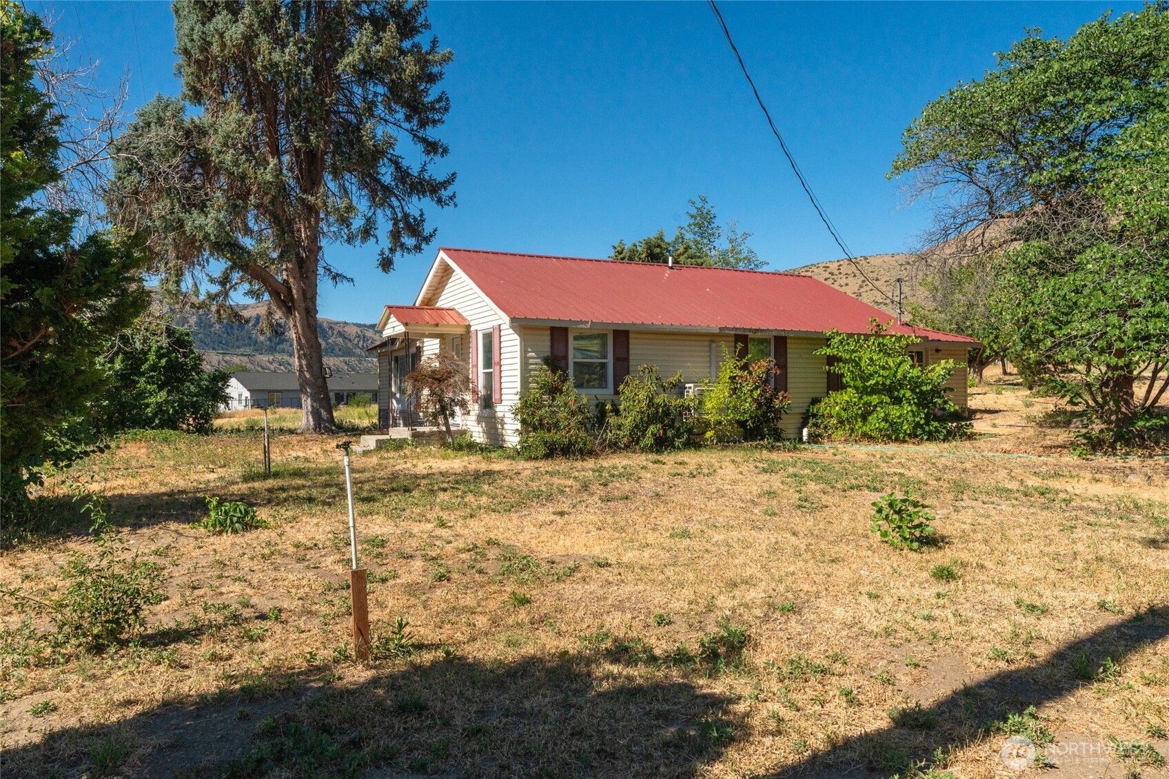 750 4th Street