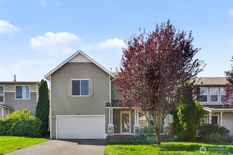 Photo of 9506 185th Street E, Puyallup, WA 98375 (MLS # 2577301)