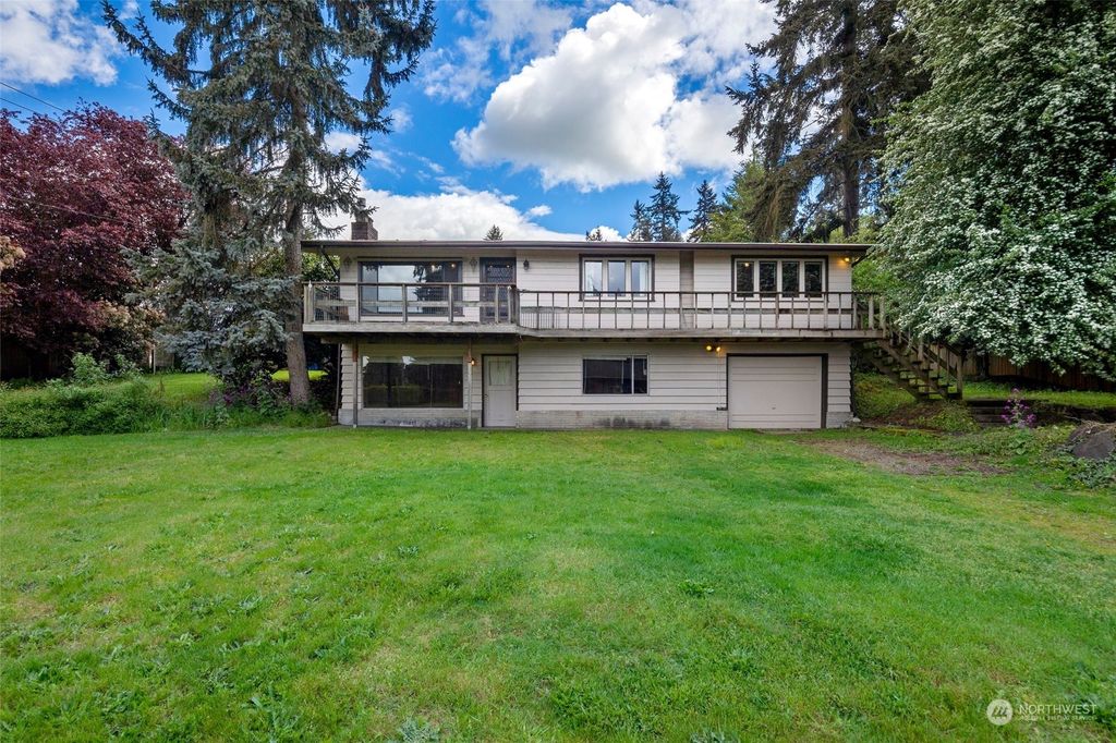 Photo of 11605 SE May Creek Park Drive, Newcastle, WA 98056 (MLS # 2230066)