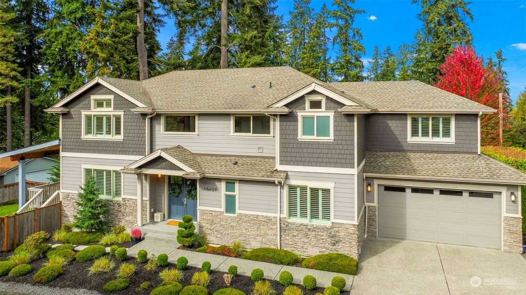 Photo of 16407 81st Place NE, Kenmore, WA 98028 (MLS # 2294401)