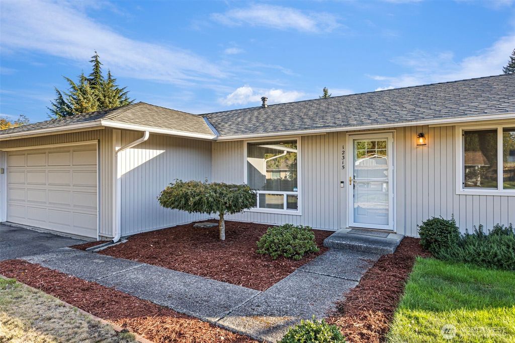 Photo of 12315 SE 197th Place, Kent, WA 98031 (MLS # 2446918)