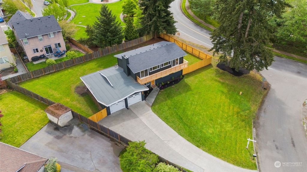 Photo of 1125 Logan Road, Lynnwood, WA 98036 (MLS # 2225241)