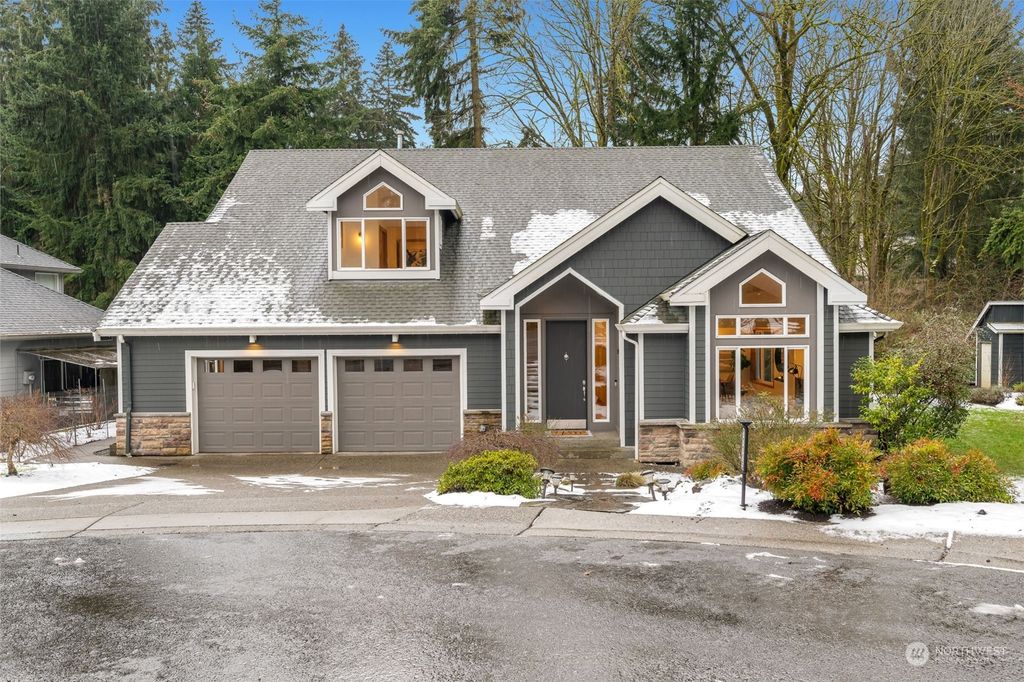Photo of 11115 NE 160th Place, Bothell, WA 98011 (MLS # 2322999)