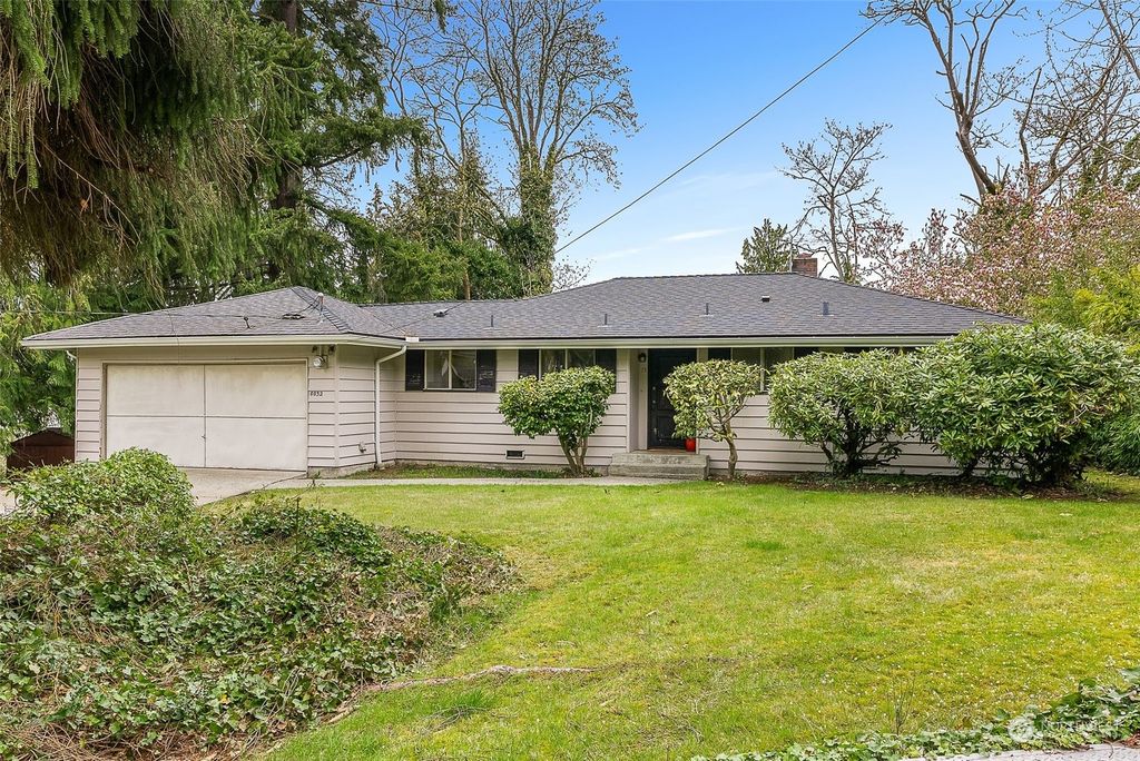 Photo of 8032 SE 57th Street, Mercer Island, WA 98040 (MLS # 2057155)