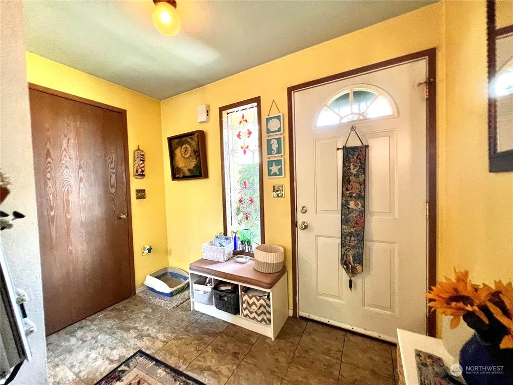 Photo of 3222 134th Place SW #B, Lynnwood, WA 98087 (MLS # 2144515)