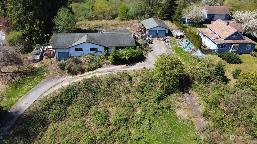 Photo of 23032 7th Avenue SE, Bothell, WA 98021 (MLS # 2061098)