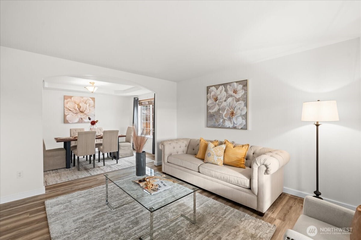 6513 281st Street NW