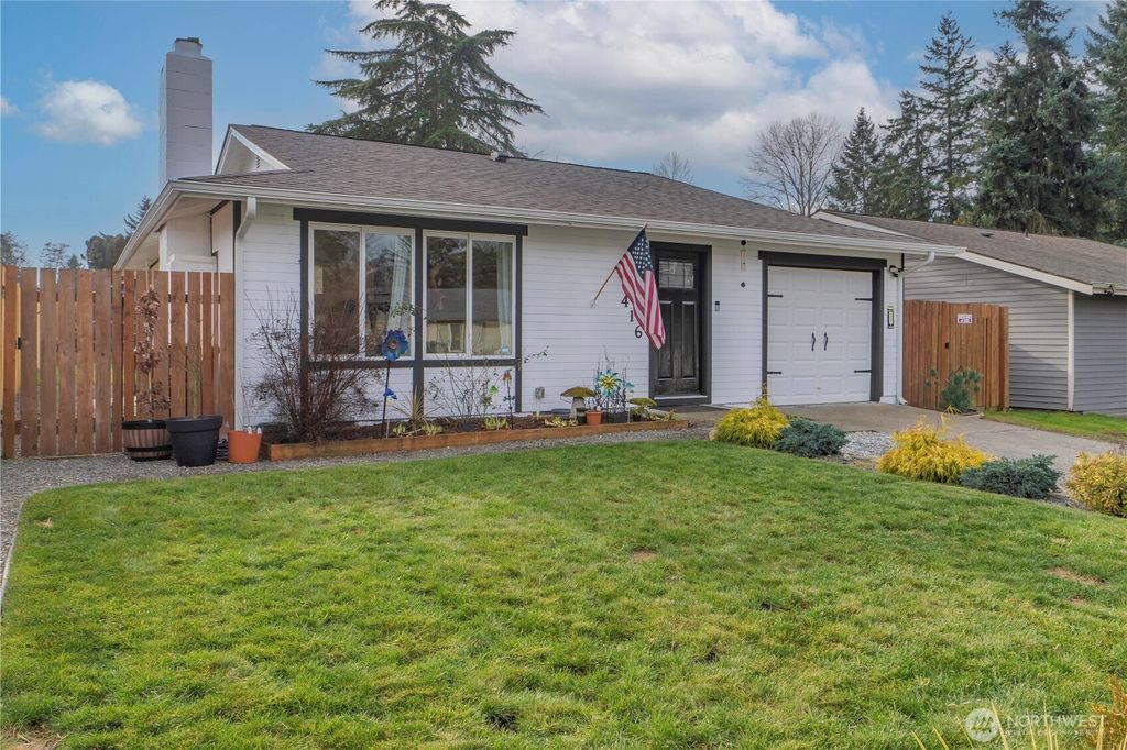 Photo of 416 E 78th Street, Tacoma, WA 98404 (MLS # 2474771)