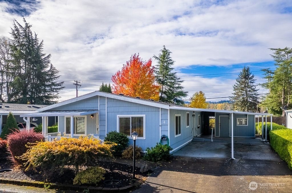 Photo of 836 S Harman Way #4, Orting, WA 98360 (MLS # 2451185)