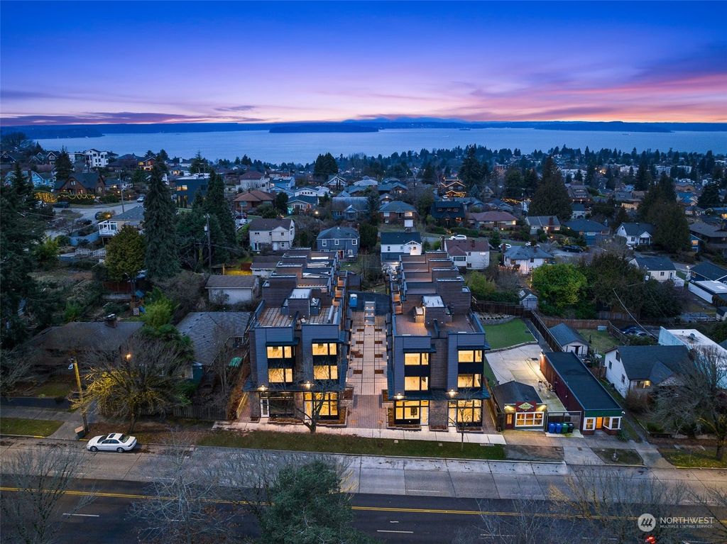 Photo of 6543 C 35th Avenue SW, Seattle, WA 98126 (MLS # 2251651)