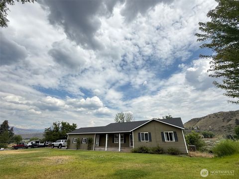 Photo of 5 River Overlook St, Omak, WA 98841 (MLS # 2316065)
