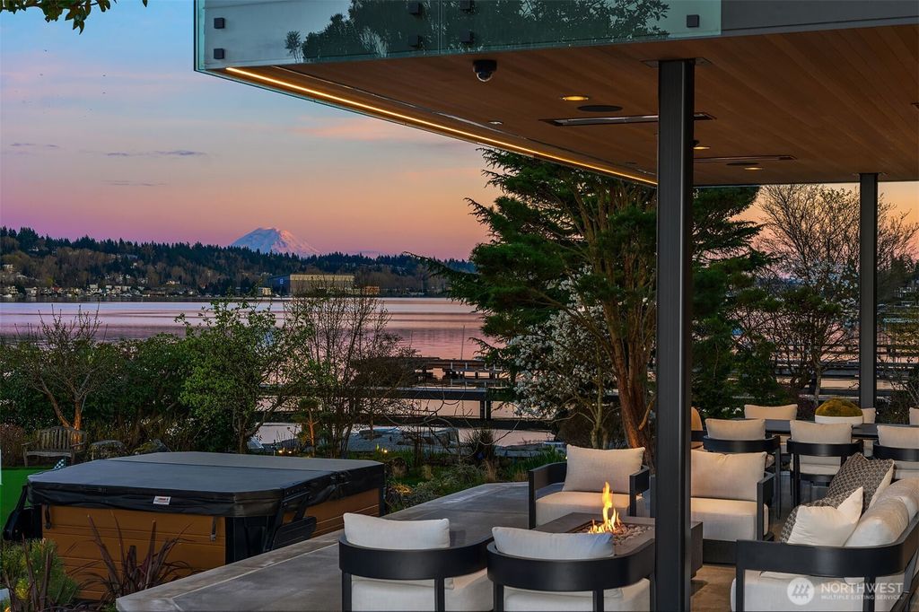 Photo of 5330 Butterworth Road, Mercer Island, WA 98040 (MLS # 2502833)