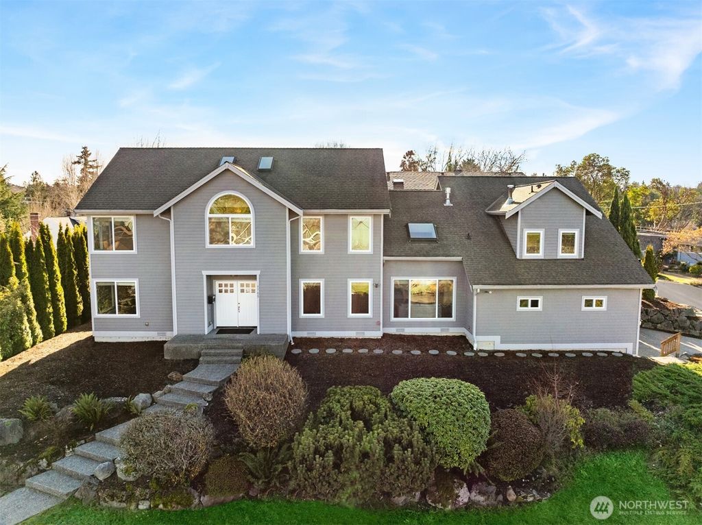 Photo of 4705 S Oregon Street, Seattle, WA 98118 (MLS # 2469500)