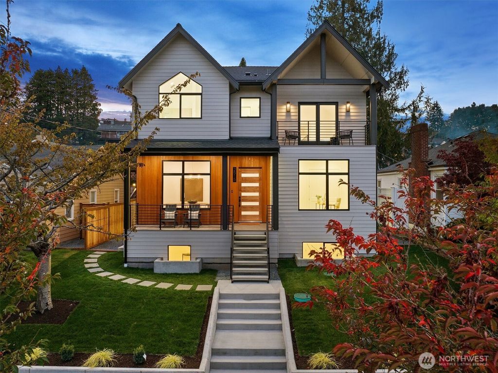 Photo of 2515 35th Avenue W, Seattle, WA 98199 (MLS # 2478742)