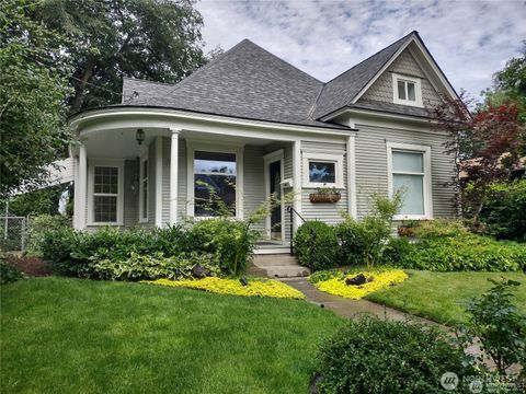 Photo of 58 S Madison Street, Walla Walla, WA 99362 (MLS # 2425803)
