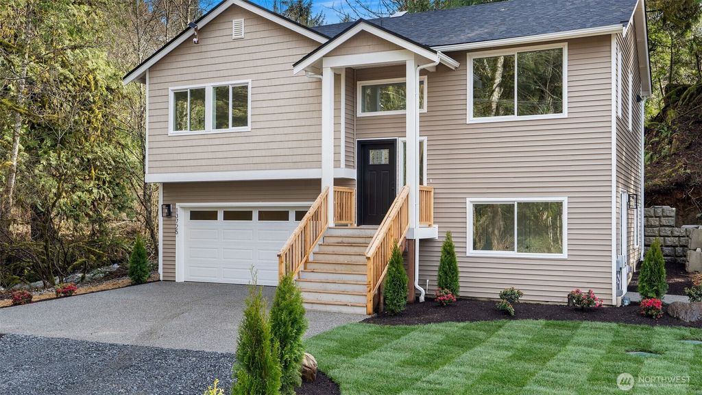 Photo of 13725 Forest Way Way, Granite Falls, WA 98252 (MLS # 2348495)