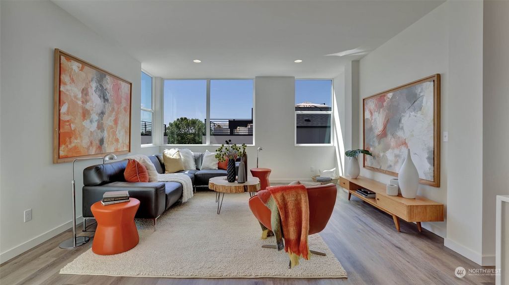 Photo of 803 Yakima Avenue S, Seattle, WA 98144 (MLS # 2069799)