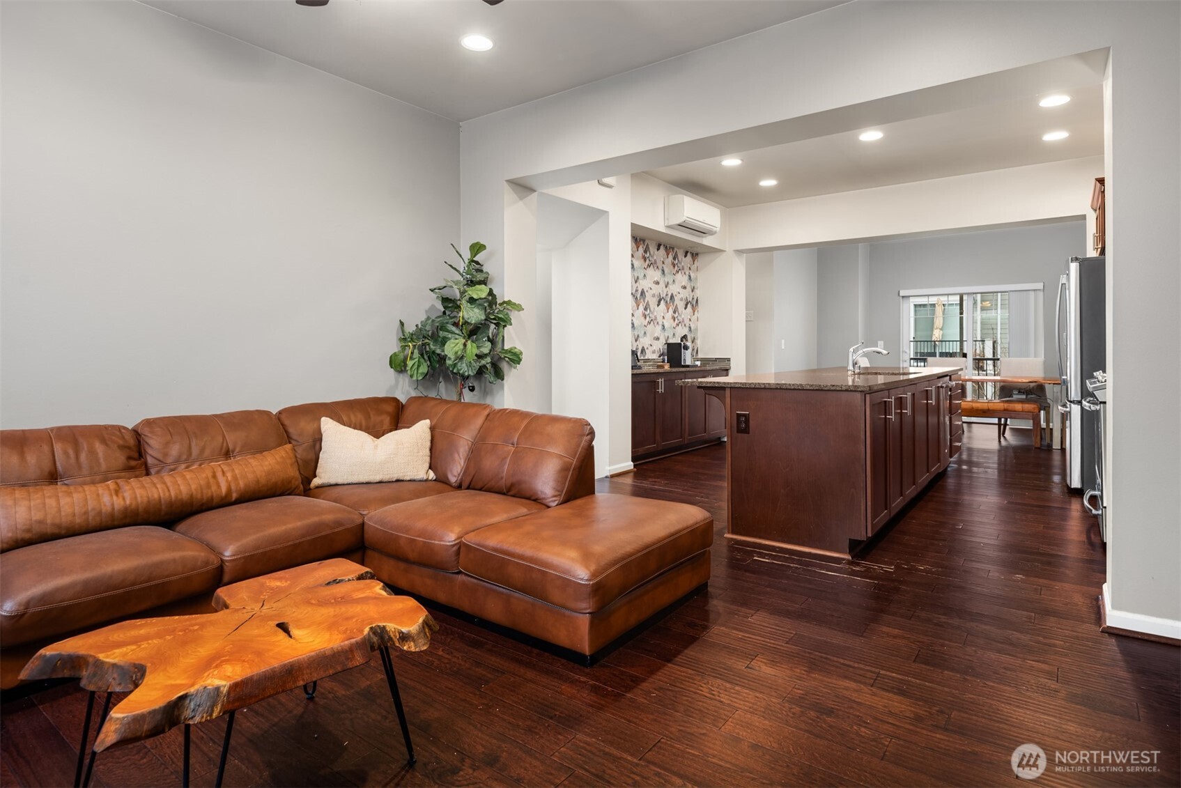 3250 SW Graham Street 104