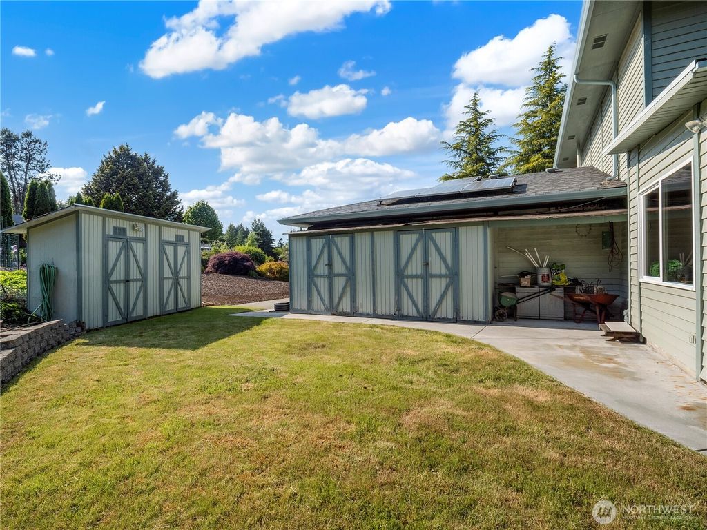 listing image 9369435958483513979