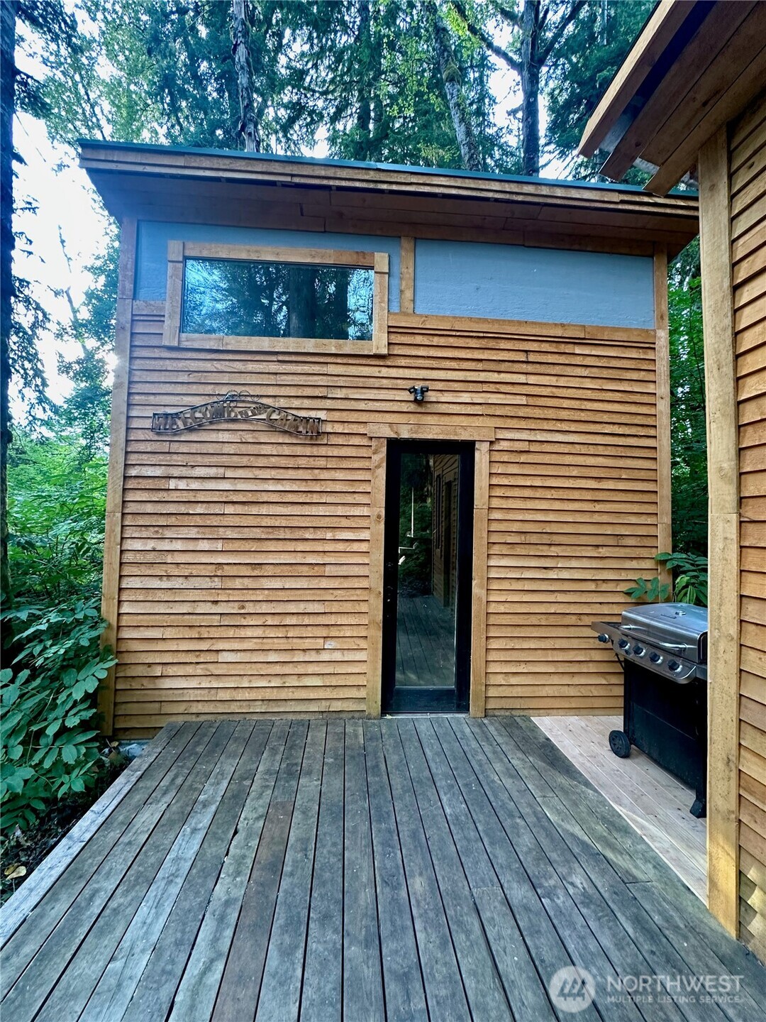 55918 317th Avenue E