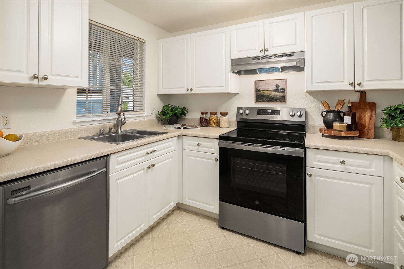 23339 Cedar Way A-204