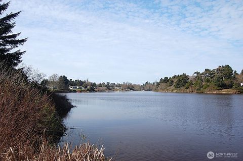 Photo of 637 E Chance A LA Mer NE, Ocean Shores, WA 98569 (MLS # 2469326)