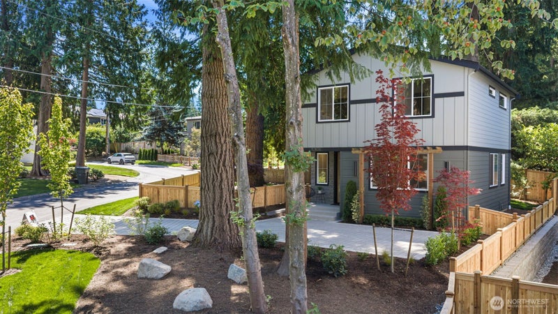 12831 NE 78th Place