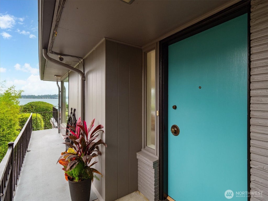 Photo of 1302 Lakeside Avenue S, Seattle, WA 98144 (MLS # 2568428)