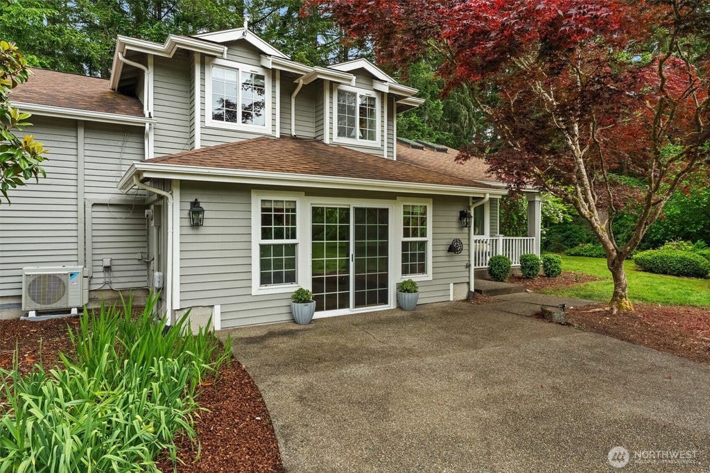 Photo of 9922 132nd Street NW, Gig Harbor, WA 98329 (MLS # 2523226)