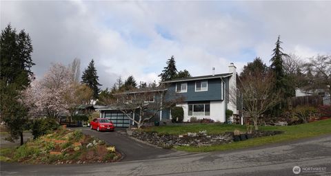 Photo of 26468 Kingsview Loop NE, Kingston, WA 98346 (MLS # 2460545)