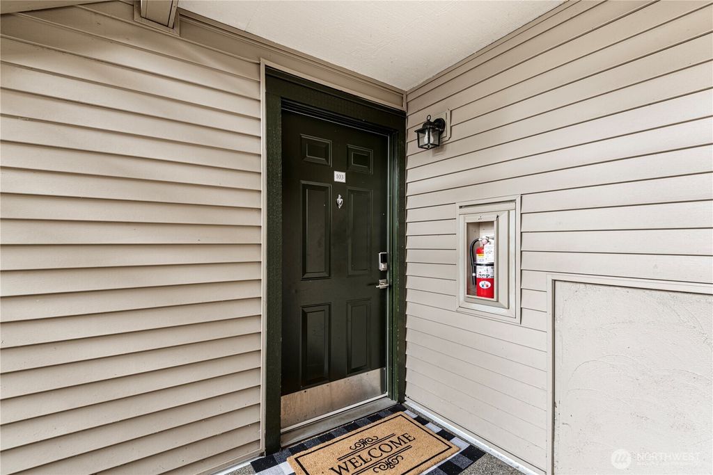 Photo of 26027 106th Place SE #C103, Kent, WA 98030 (MLS # 2343329)