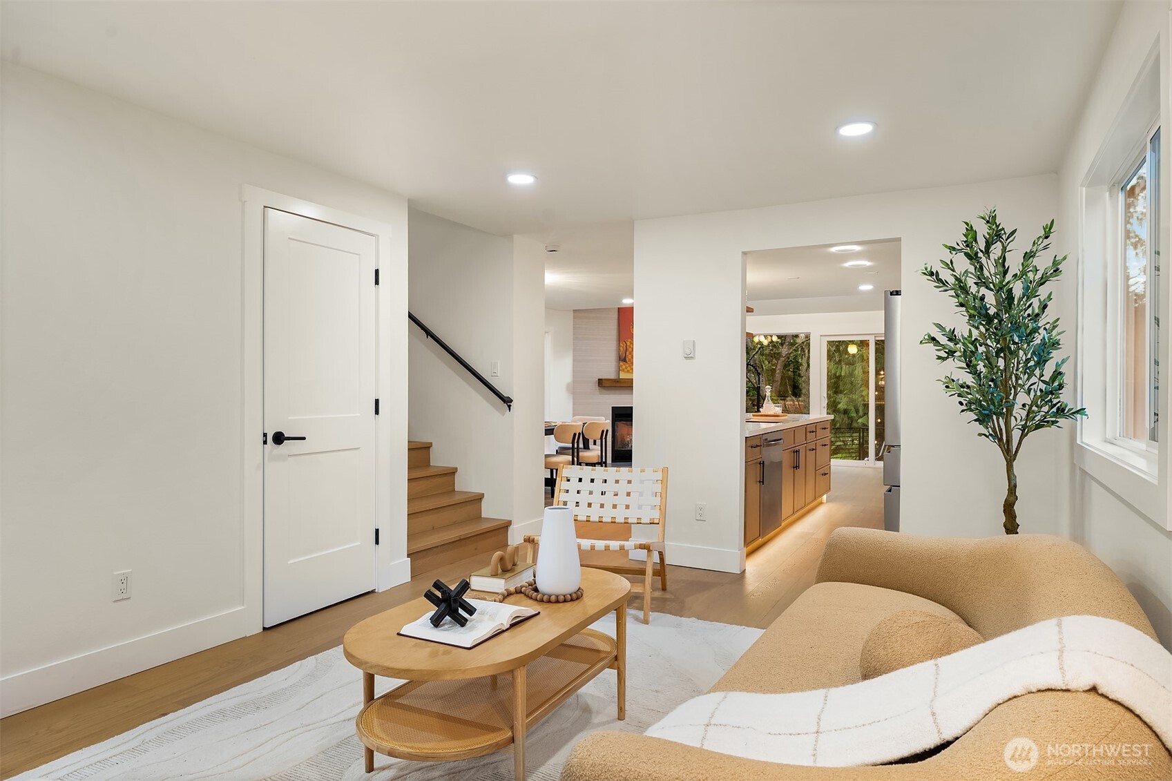 1039 NE 113th Street