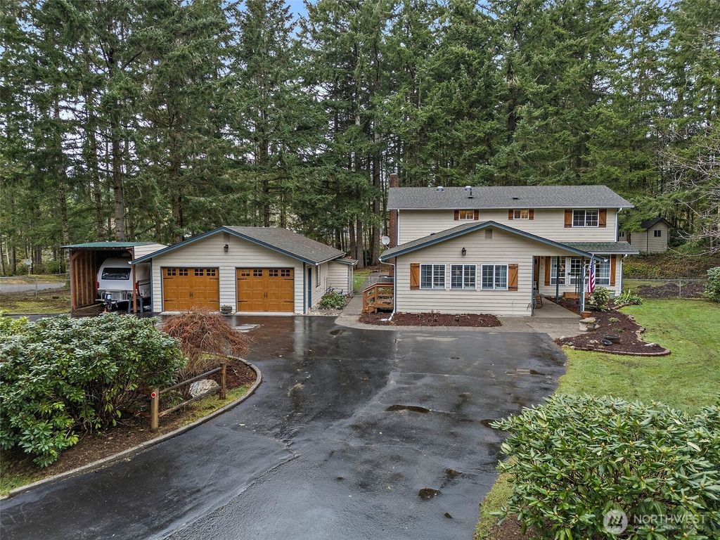 Photo of 3035 SE Morning Light Court, Port Orchard, WA 98367 (MLS # 2484664)
