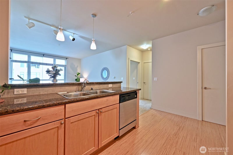 1501 Tacoma Avenue S 417