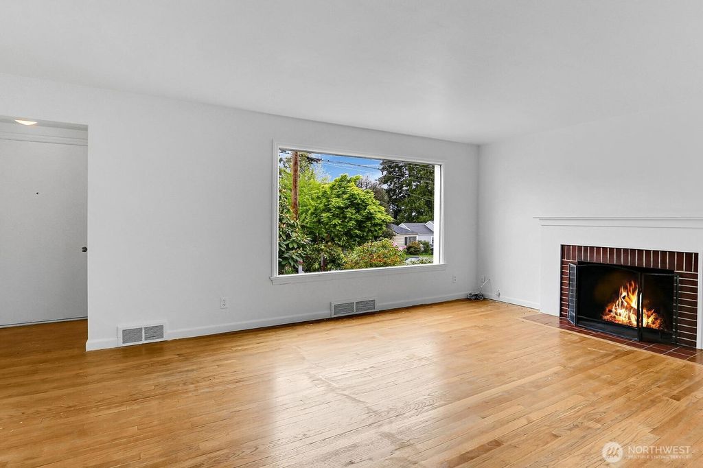 Photo of 3209 NE 98th Street, Seattle, WA 98115 (MLS # 2363082)
