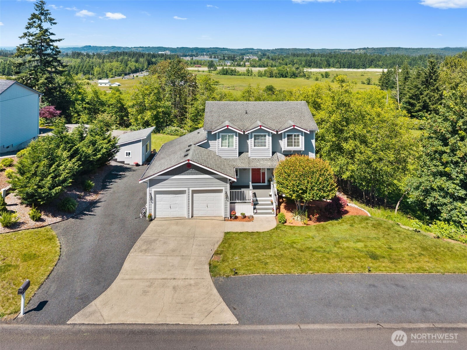 210 Mitchell Lane NE