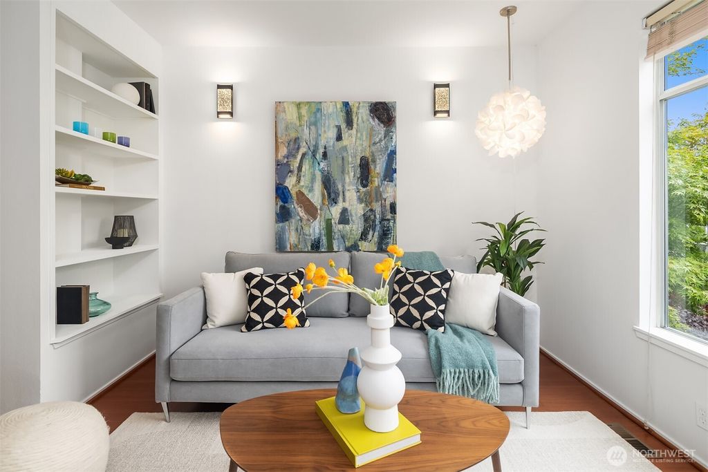 Photo of 1106 18th Avenue, Seattle, WA 98122 (MLS # 2522321)