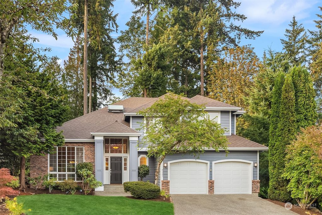 Photo of 9327 139th Court NE, Redmond, WA 98052 (MLS # 2000812)