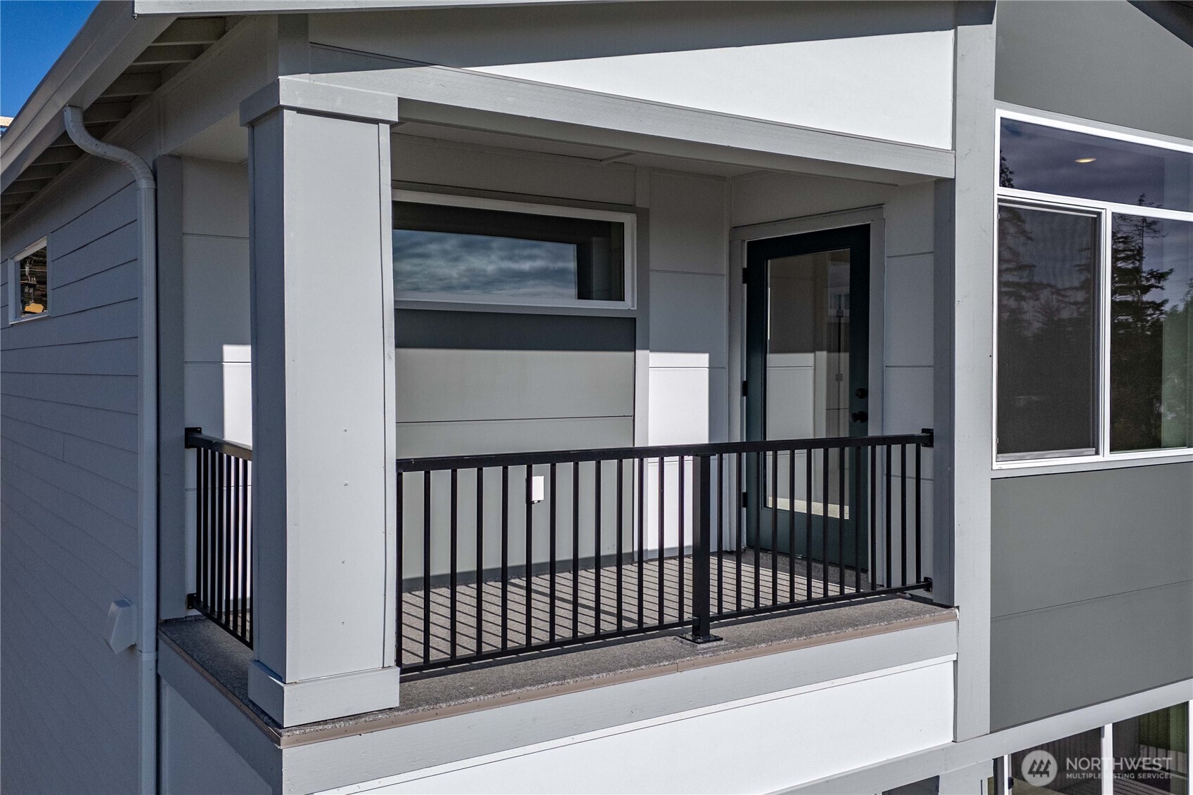 17542 NE Midnight Sun Loop