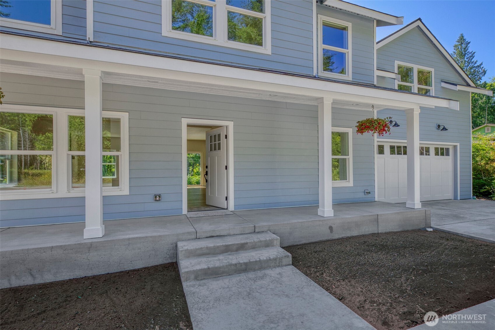 36671 Tamarack Drive NE