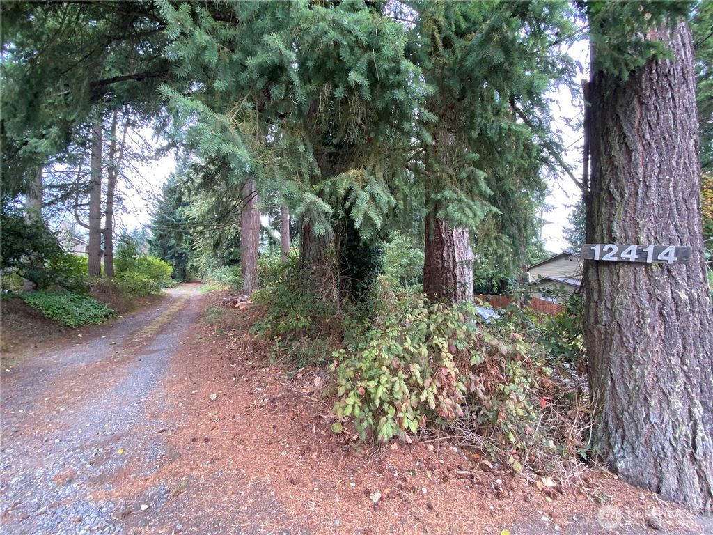 Photo of 12414 51st Avenue SE, Everett, WA 98208 (MLS # 2439464)