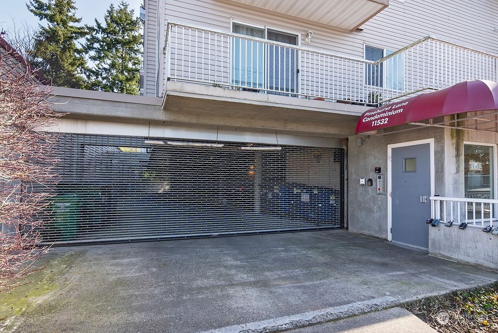 Photo of 11532 15th Avenue NE #301, Seattle, WA 98125 (MLS # 2033411)