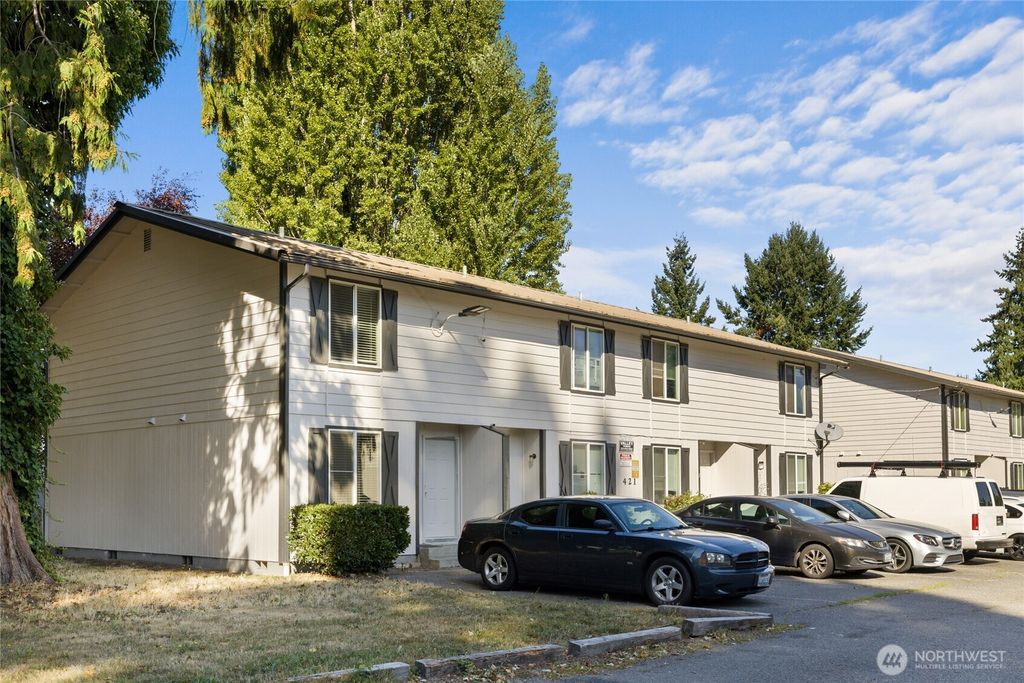 Photo of 421 37th Street SE, Auburn, WA 98002 (MLS # 2436604)
