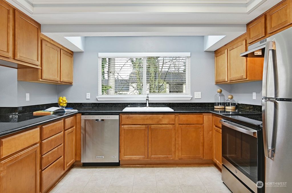 Photo of 31500 33rd Place SW #T105, Federal Way, WA 98023 (MLS # 2194224)