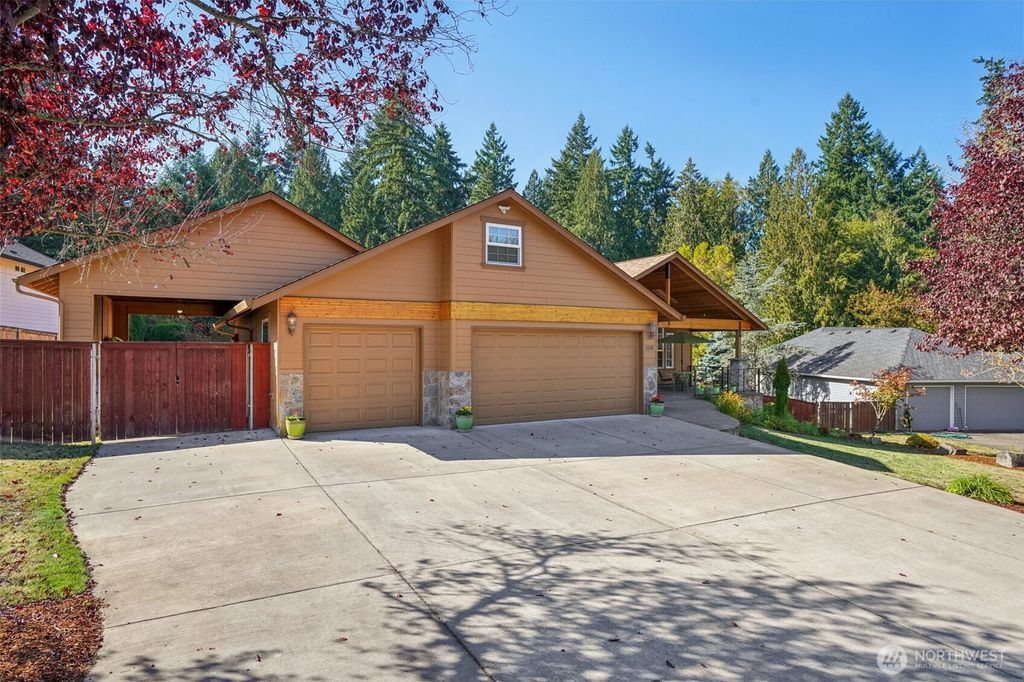 Photo of 2135 S 29th Court, Ridgefield, WA 98642 (MLS # 2493106)