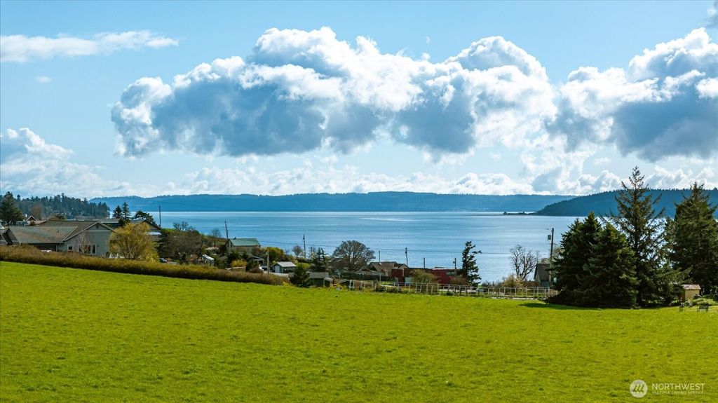 Photo of 710 Zylstra Road, Coupeville, WA 98239 (MLS # 2501963)