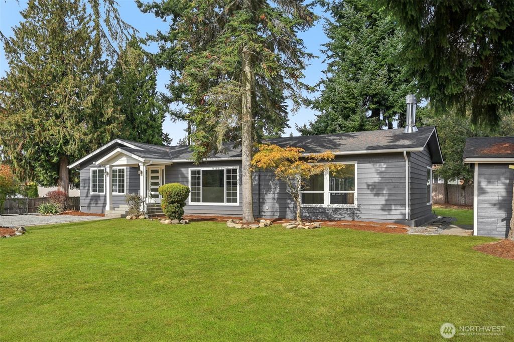 Photo of 5114 Picnic Point Road, Edmonds, WA 98026 (MLS # 2445514)