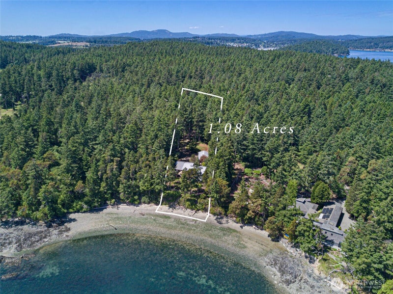 214 Pinedrona Lane