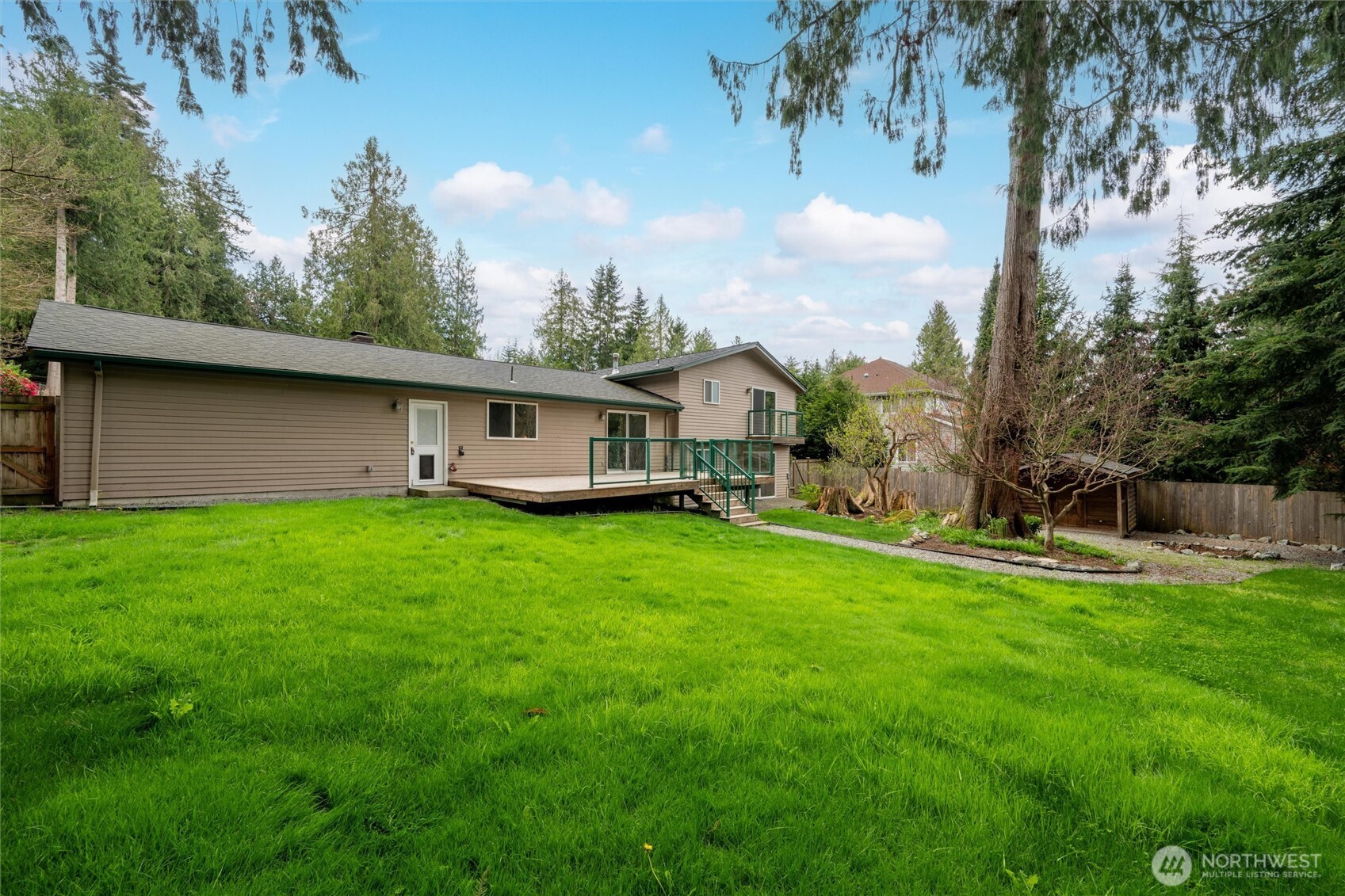 2731 Iroquois Drive