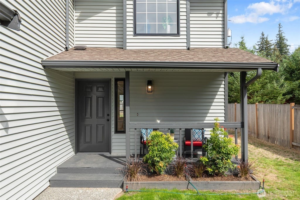 Photo of 12924 51st Avenue NE #B, Marysville, WA 98271 (MLS # 2584673)